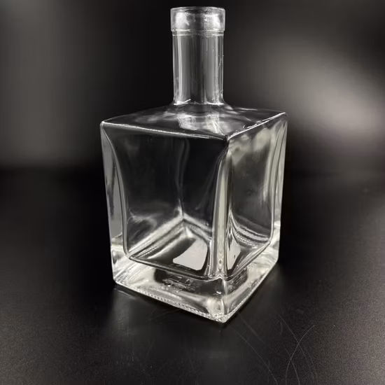 Bottiglia trasparente/Bottiglia di vodka/Bottiglia di vino/Bottiglia di vetro di cristallo/Bottiglia di tequila