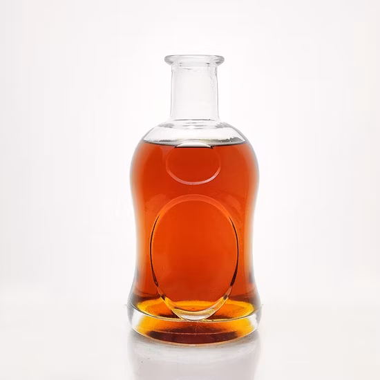 Logo personalizzato in rilievo trasparente 500ml 700ml 750ml Rum Tequila Gin Brandy Rum Whisky Vodka Liquore Spiriti Bottiglia di vetro